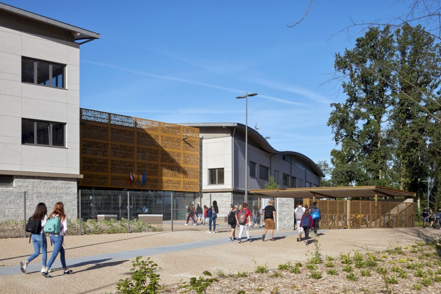 projet Collège Du Val De Saône - Photo 0